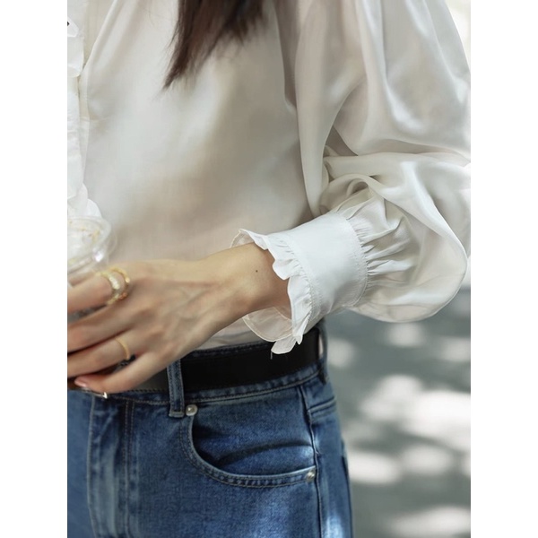 Áo sơmi lụa cổ chéo xinh xắn