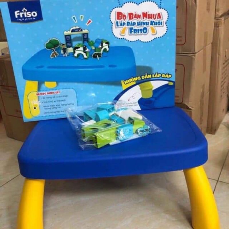 Bộ bàn nhựa+lắp ráp hình khối Friso