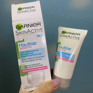 Hàng Đức Kem dưỡng ẩm cho da nhạy cảm có mụn Garnier Hautklar Sensitiv Pflege