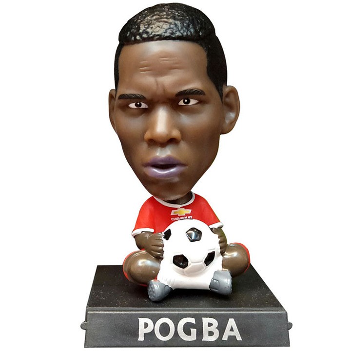 Taplo ô tô xe hơi cầu thủ Pogba MU để trang trí taplo xe hơi oto,để bàn làm việc góc học tập thể hiện tình yêu bóng đá