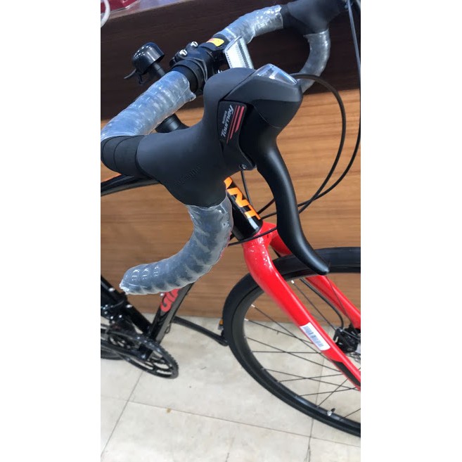 Xe đạp đua GIANT SPEEDER-D2 2021