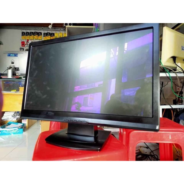 Màn hình vi tính Iodata 20in led wide đẹp như mới like new nhật bản bảo vệ mắt