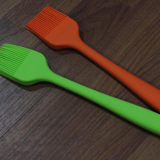 Chổi Đánh Bóng Bằng Silicon 4.5x28cm Chuyên Dụng