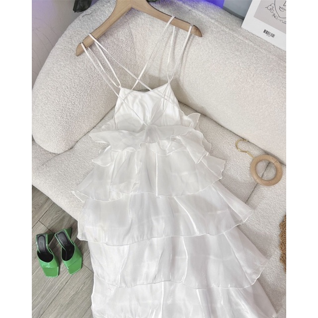 Maxi trắng voan tầng