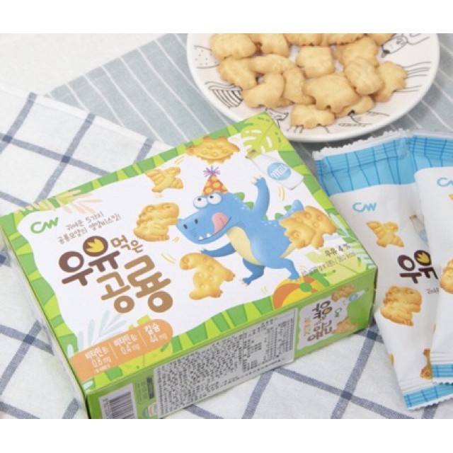 Bánh quy sữa khủng long CW Hàn Quốc, bánh quy ăn dặm cho bé hộp 60gr - Tiểu Màn Thầu Store