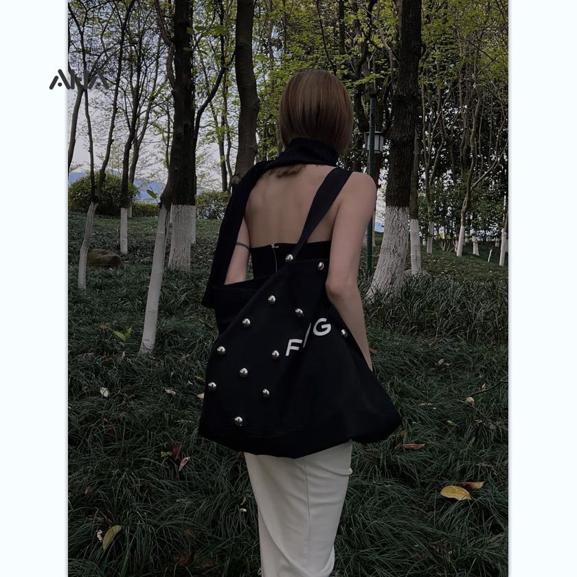 Túi xách AHA official canvas cỡ lớn đính hạt tròn in họa tiết dễ thương