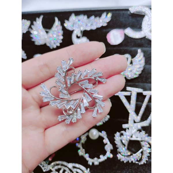 Tag cài áo thời trang cao cấp