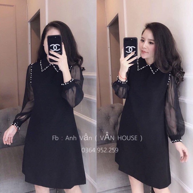 Đầm suông đen.