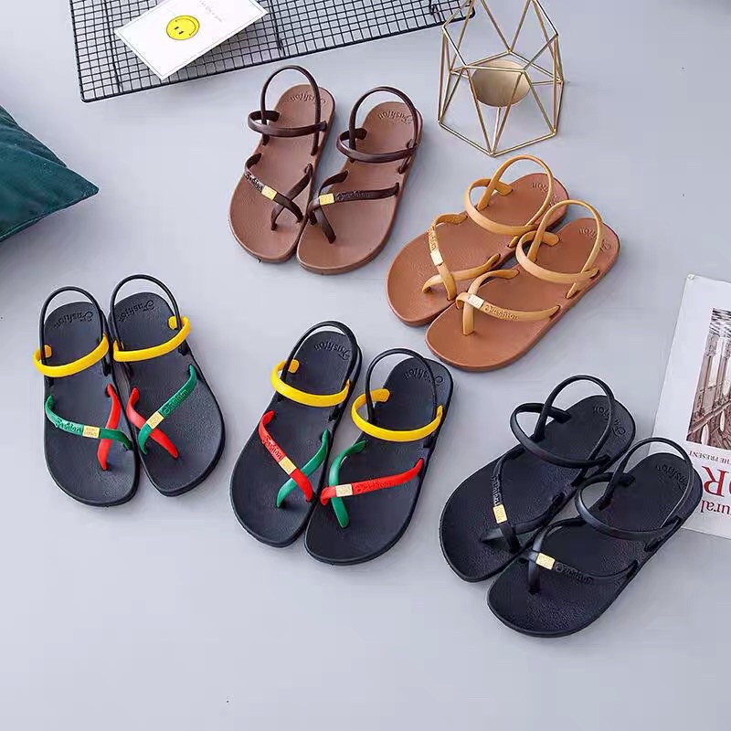 Giày sandal nhựa quai chéo chất liệu cao su, đi biển, đi mưa siêu bền chống trơn trượt.