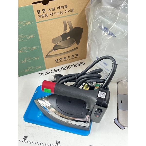 Bàn Là hơi nước công nghiệp Samjin ST-530B. Bàn Là bình treo. Hàng loại 1. Tặng kèm tất là