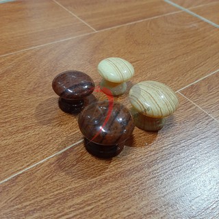 Núm tủ gỗ các loại