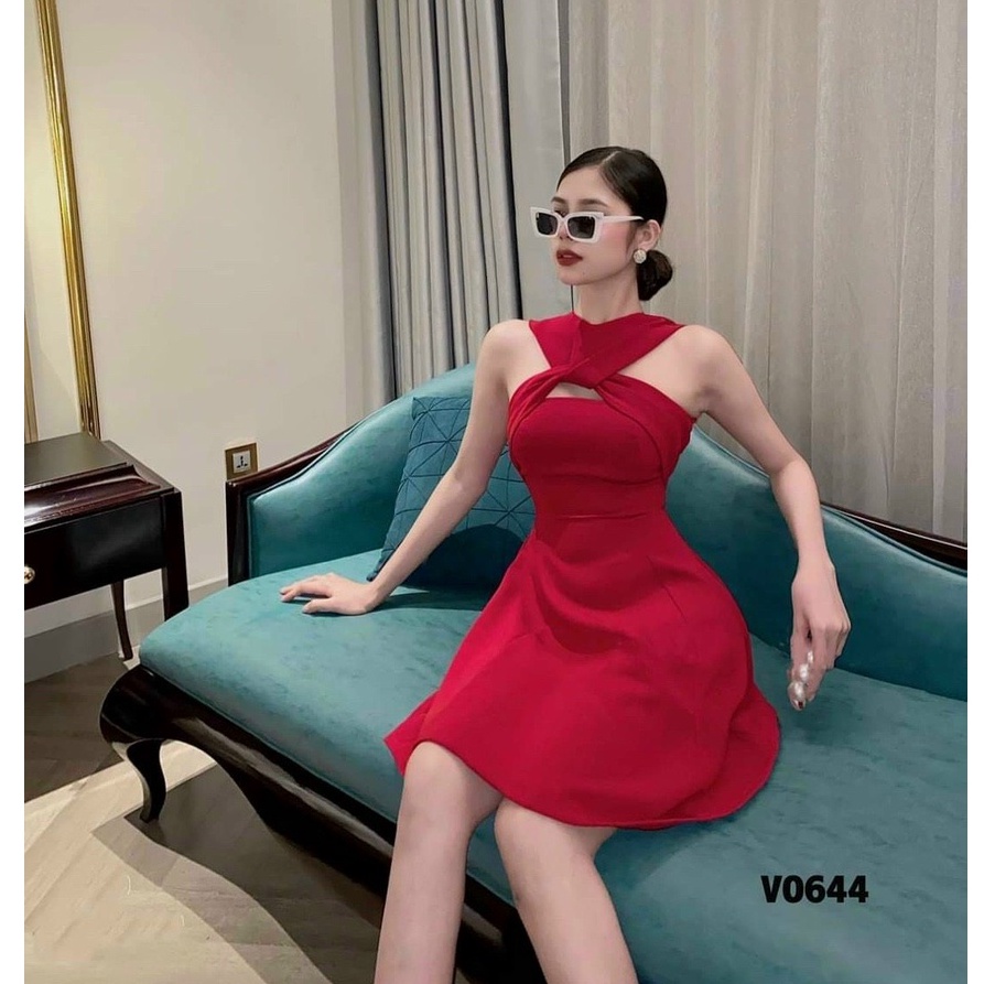 Đầm váy xòe xoắn ngực cổ kiểu yếm ( mẫu có mút ngực ) thiết kế siêu xinh cho nàng dự tiệc, dạ hội, dạo phố