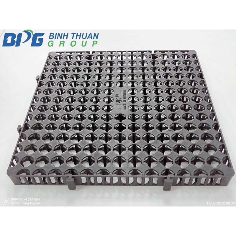 Thảm lót sàn, vỉ thoát nước lỗ kháng khuẩn,chống trơn,trượt kt33*33 cm sạch sẽ,thoáng mát,êm chân,an toàn cho trẻ em