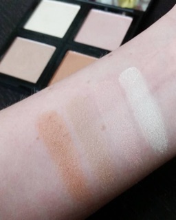 Phấn highlighter 4 ô ELF