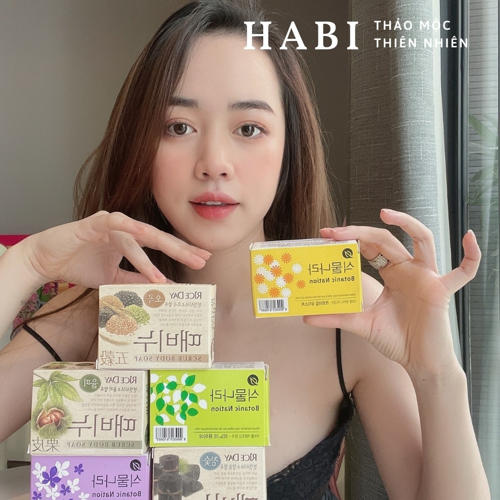 Xà phòng tắm thảo dược Hàn Quốc tinh chất than hoạt tính, Soap tẩy da chết giúp trắng da, ngừa mụn 100g | BigBuy360 - bigbuy360.vn