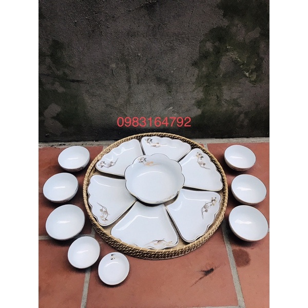 Mâm gỗ đựng bát đĩa - Mâm gỗ đựng bộ bát đĩa hoa mặt trời