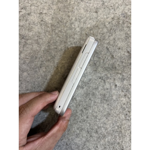 Điện thoại Nokia 5233 Xpressmusic trắng chính hãng