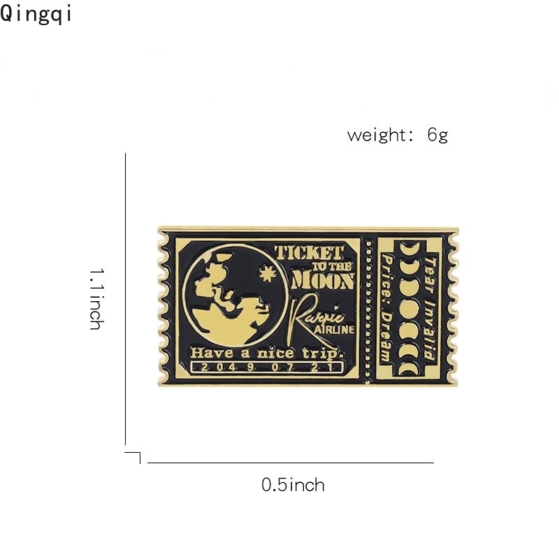 Huy hiệu cài áo Miss Zoe hình vé máy bay tráng men trắng đen vui nhộn dùng làm quà tặng