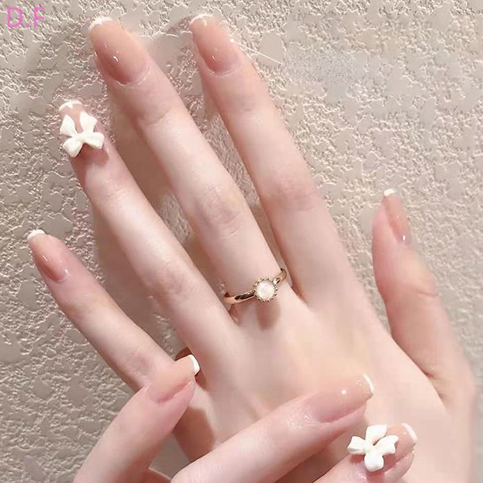 Sơn Móng Tay Màu Sắc Tươi Sáng Thời Trang