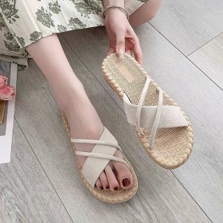 Dép giả cói đi biển 💕