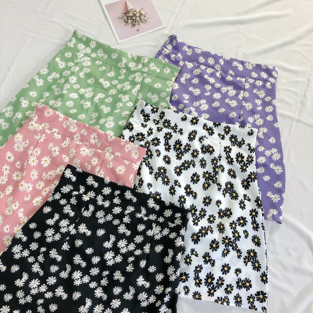 Chân váy chữ A hoa cúc lưng cao | BigBuy360 - bigbuy360.vn