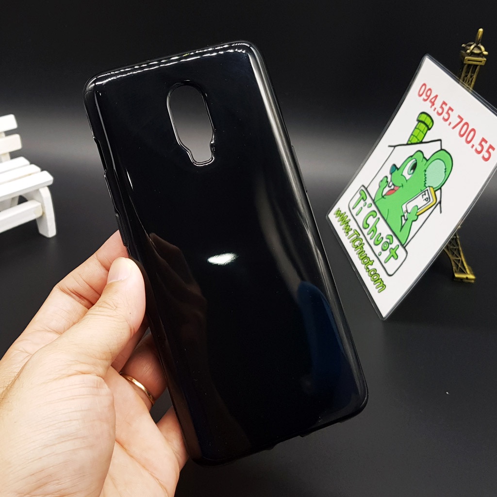 [Ảnh Thật] Ốp lưng OnePlus 6T Dẻo Màu Đen Sơn Bóng
