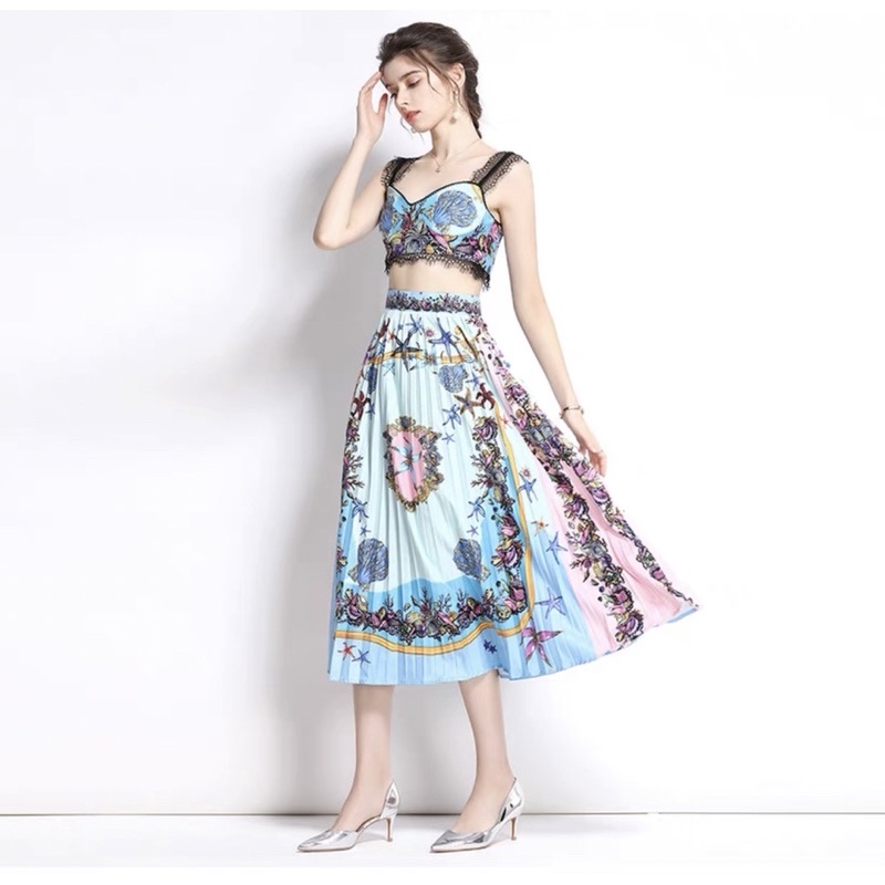 #1085   Set áo croptop + chân váy họa tiết bắt mắt 5 mà đủ size