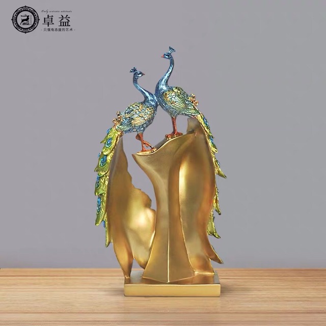 Tượng đôi chim công trang trí phòng khách