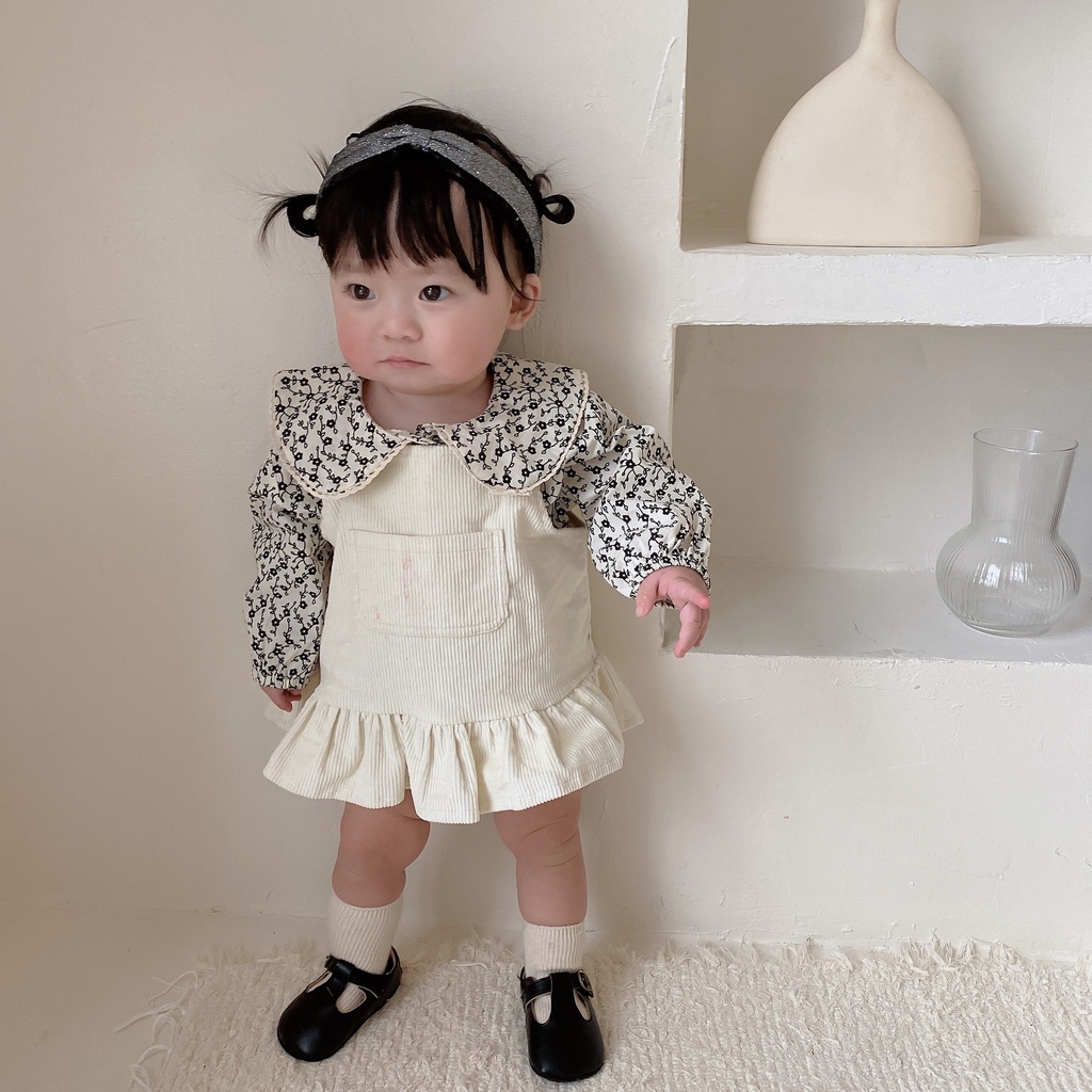 Bộ yếm kèm áo hoa cổ sen bé gái đáng yêu phong cách Hàn quốc