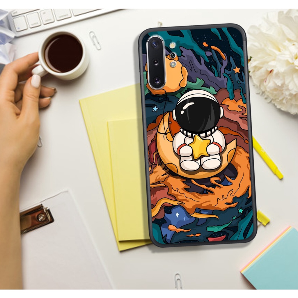 ỐP LƯNG SAMSUNG NOTE 10-SAMSUNG NOTE 10 PLUS   , IN HÌNH ASTRONAUT PHI-HÀNH-GIA, MÀU SẮC BẮT MẮT