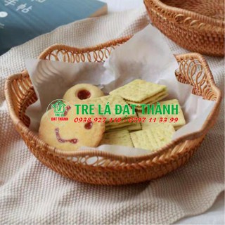 Khay mây kiểu tròn có họa tiết - dĩa mây xiên