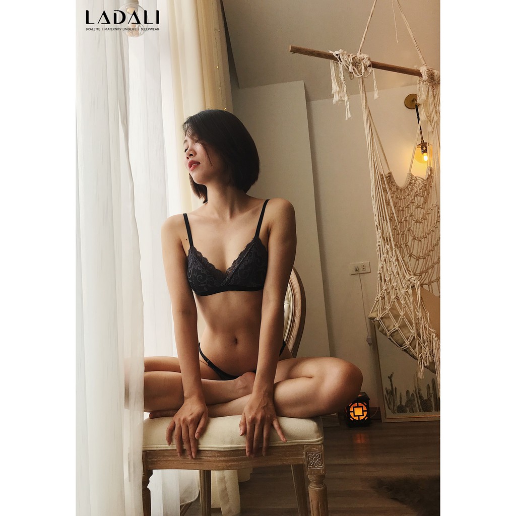 Bộ Đồ Lót Ren Bralette Không Gọng Mút Mỏng Màu Blueberry Hàng Thiết Kế Ladali | BigBuy360 - bigbuy360.vn