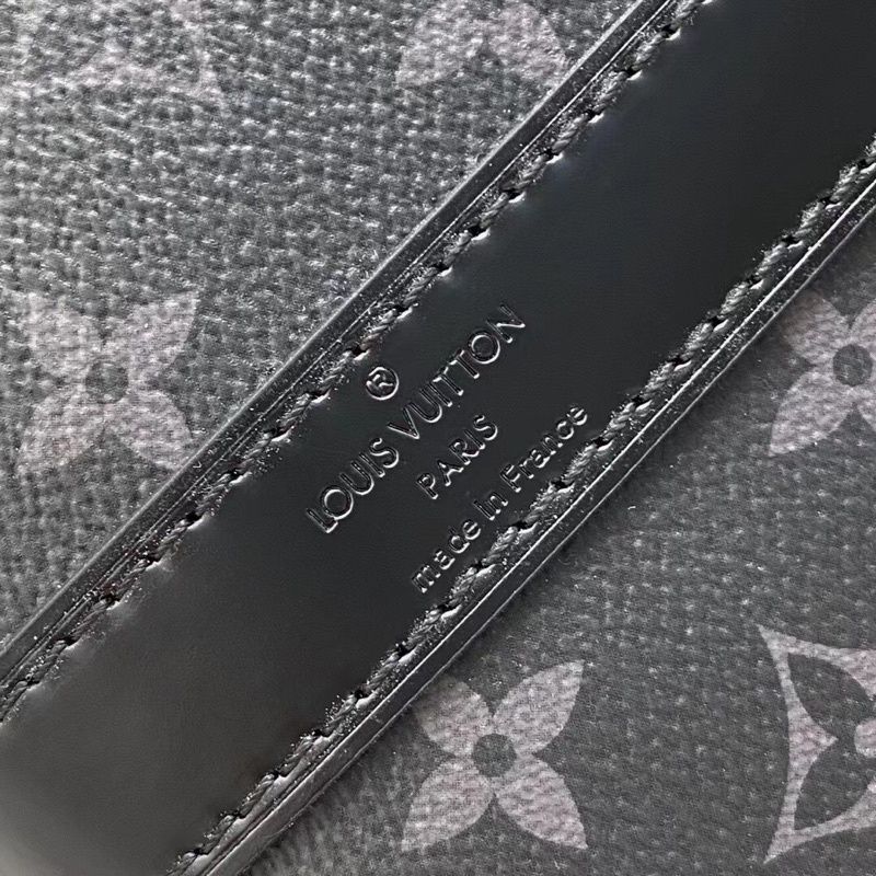 Túi Lv Keepall Bandouliere 50 Boston Bag da đanh dày, code đựng cả thế giới