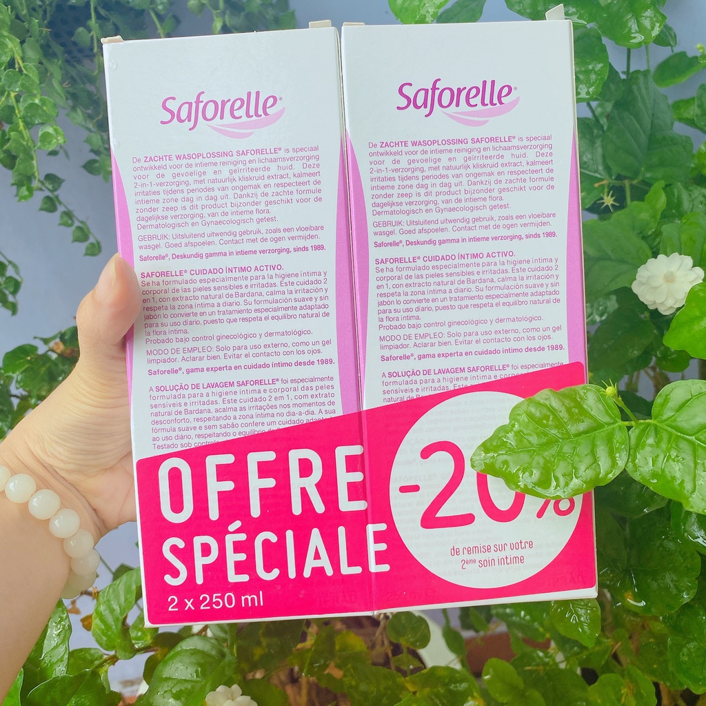 Combo Dung dịch vệ sinh phụ nữ Saforelle Soin Lavant Doux 250ml