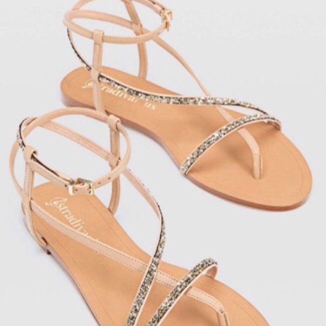 Sandal stravious sale