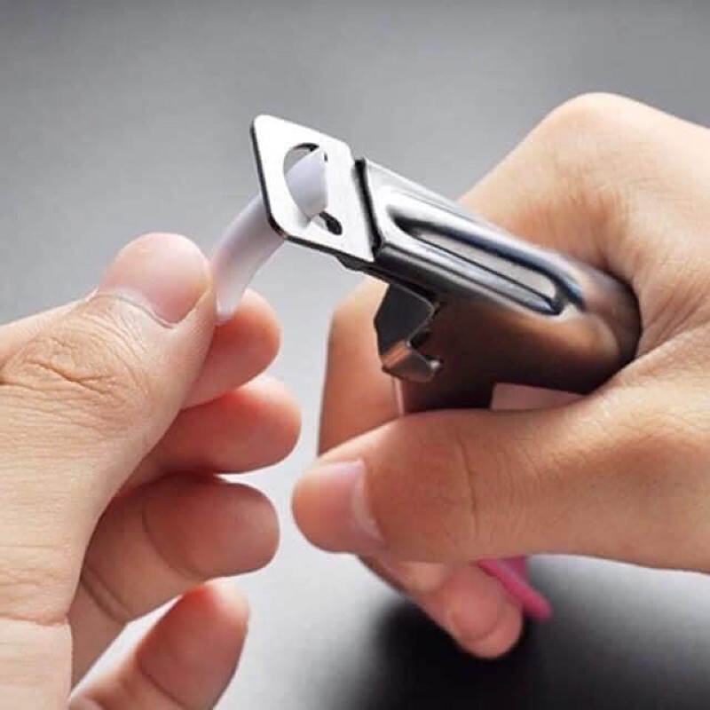 Kềm bấm móng giả