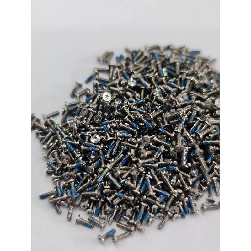 combo 2 con ốc đuôi ip4/4s màu trắng | BigBuy360 - bigbuy360.vn