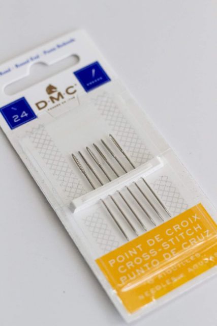 Kim thêu chữ thập DMC- Pháp