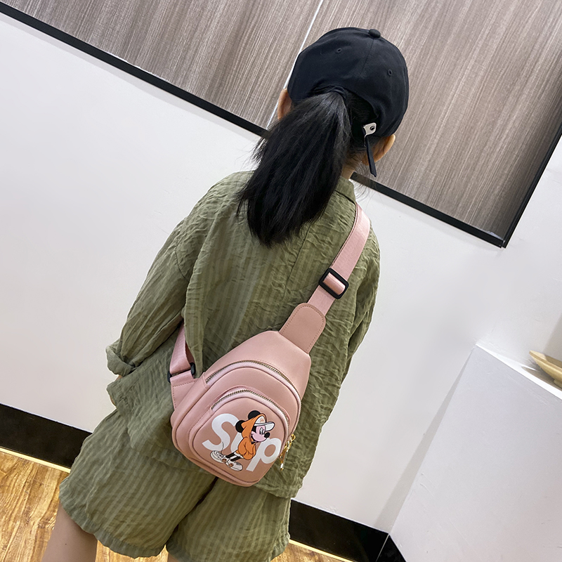 Túi đeo chéo hình chuột Mickey cho bé