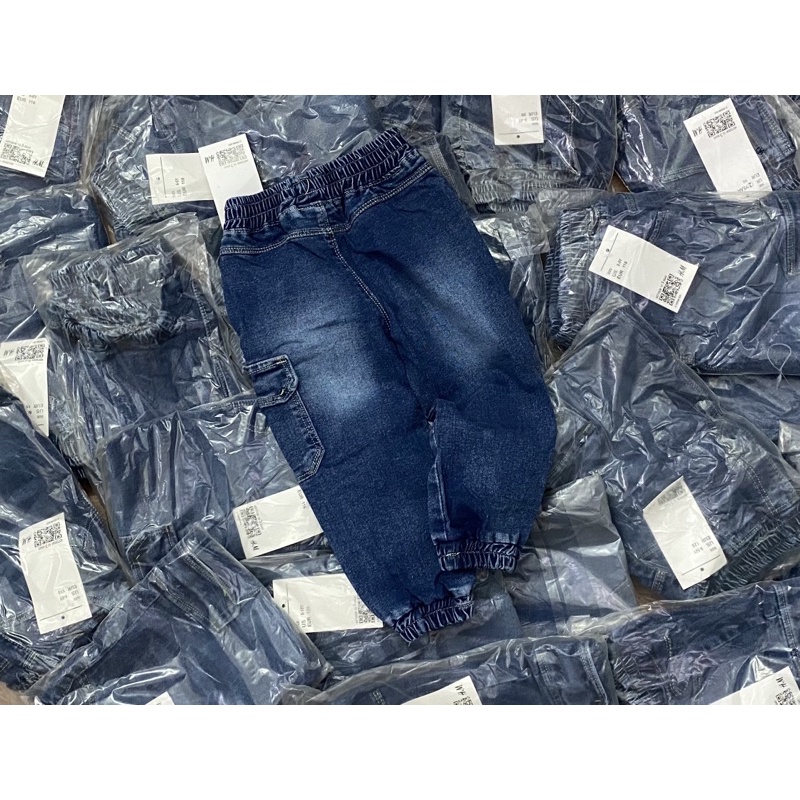 Quần bò Joger túi hộp cho bé trai có 2 màu size từ 12-28 cân