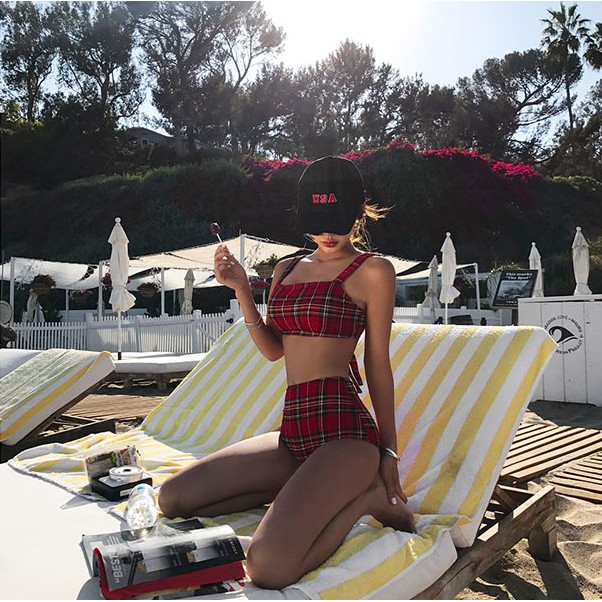 Bikini 2 mảnh caro đỏ | BigBuy360 - bigbuy360.vn