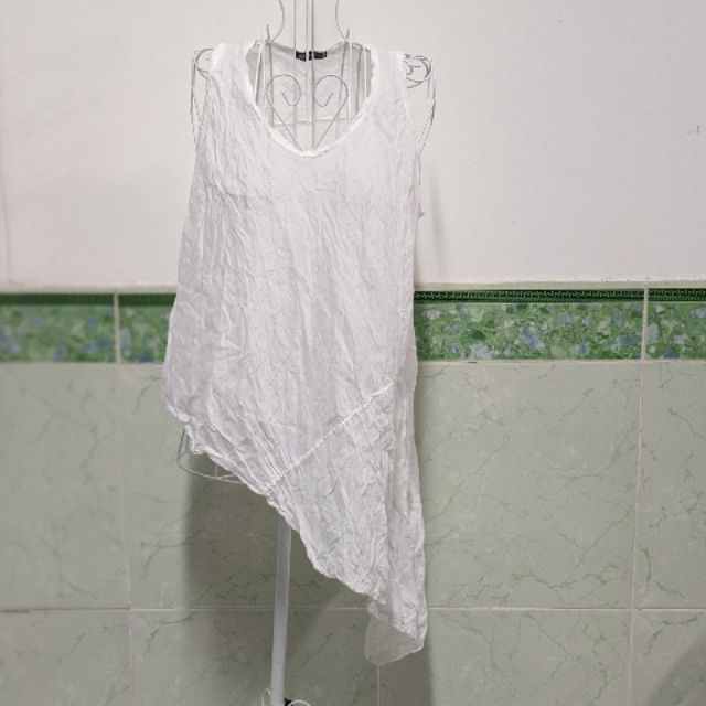 Áo trắng free size mới tinh