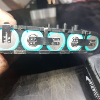 Pin thay thế cho makita 18v.
