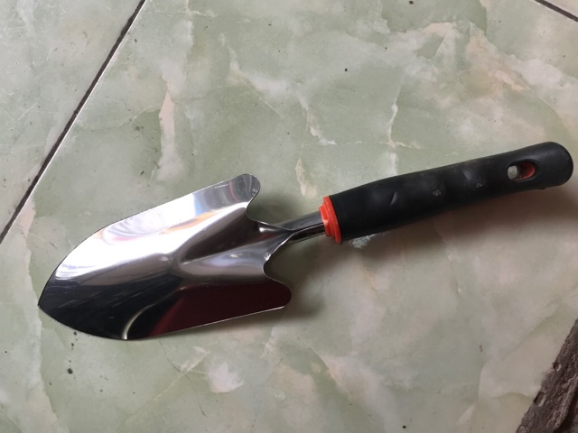 Xẻng inox làm vườn