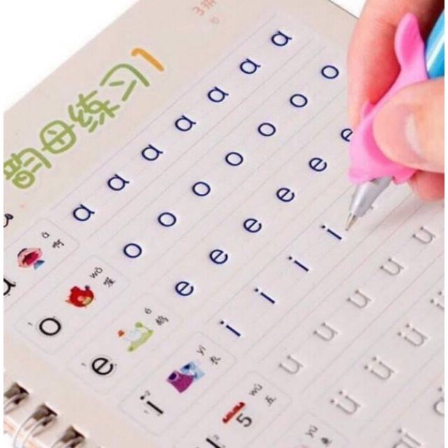 Set 3 quyển tập tô cho bé.