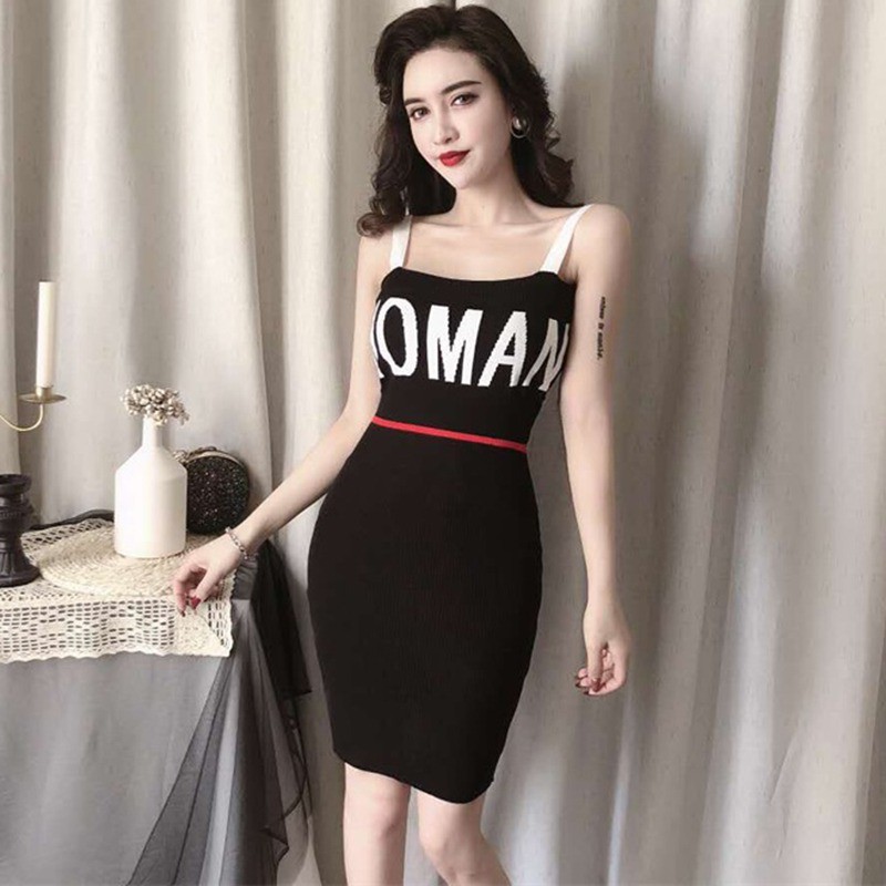 Đầm sát nách dây mảnh hoạ tiết chữ thiết kế ôm sát tôn dáng | BigBuy360 - bigbuy360.vn
