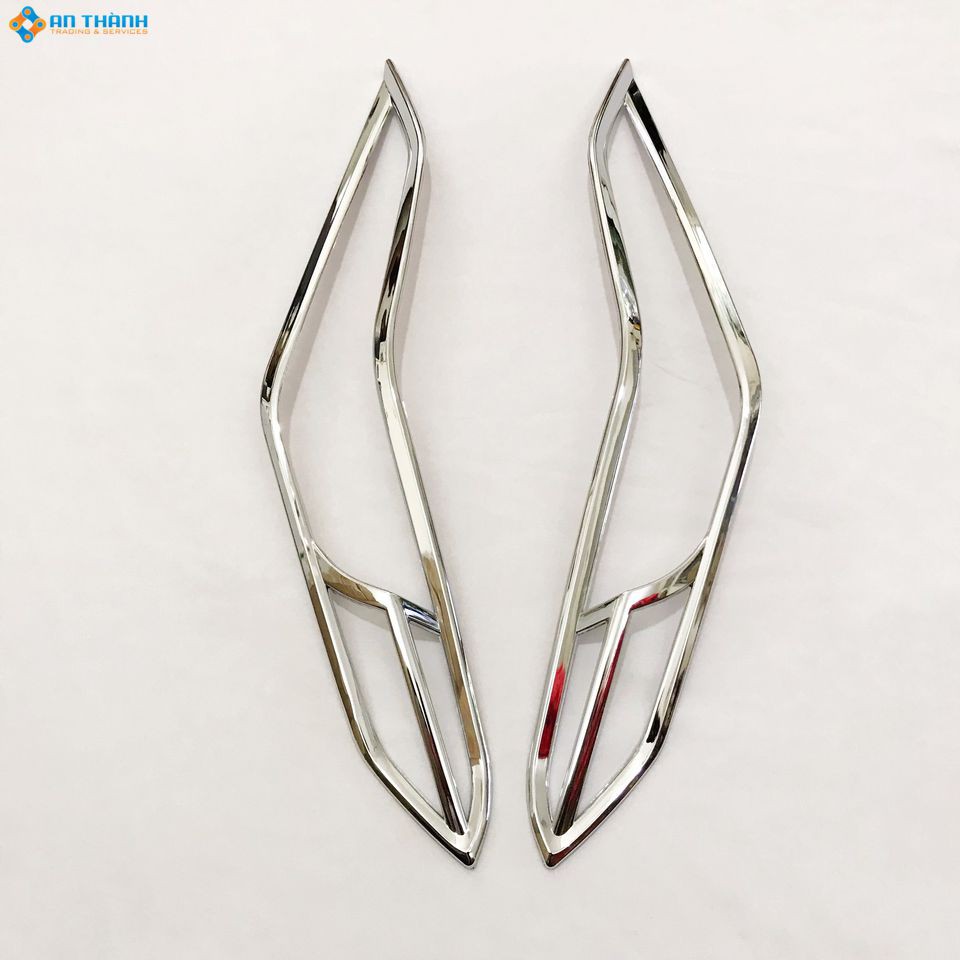 Phụ kiện ốp xi nhan trước xe Honda Vario 125 - 150