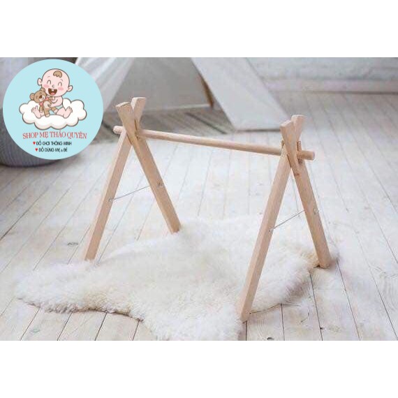 Giá gỗ treo giáo cụ hình chữ A