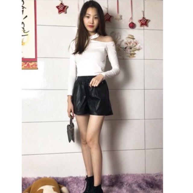 Quần đùi nữ cạp chun chất liệu  da mềm, bên trong lót nhung Shop Rubysan BL59