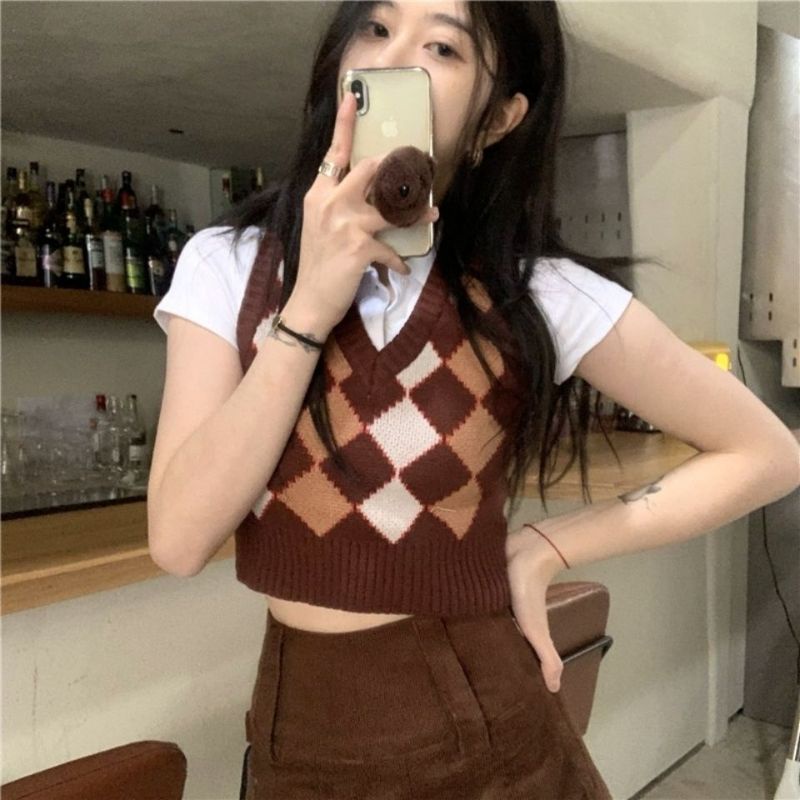 Áo len gile nữ croptop kẻ thoi